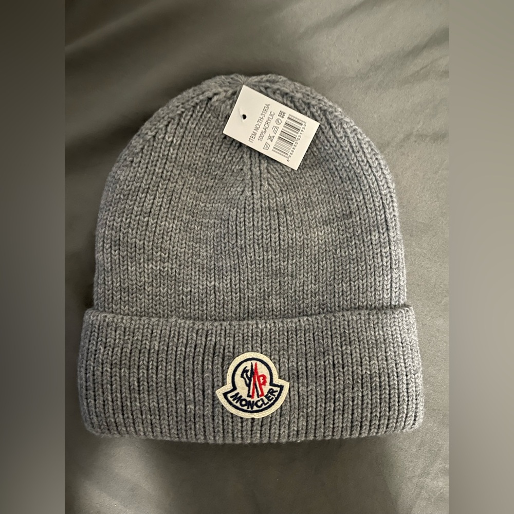 Moncler beanie hat gray